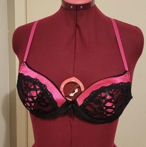 Wired push up bra